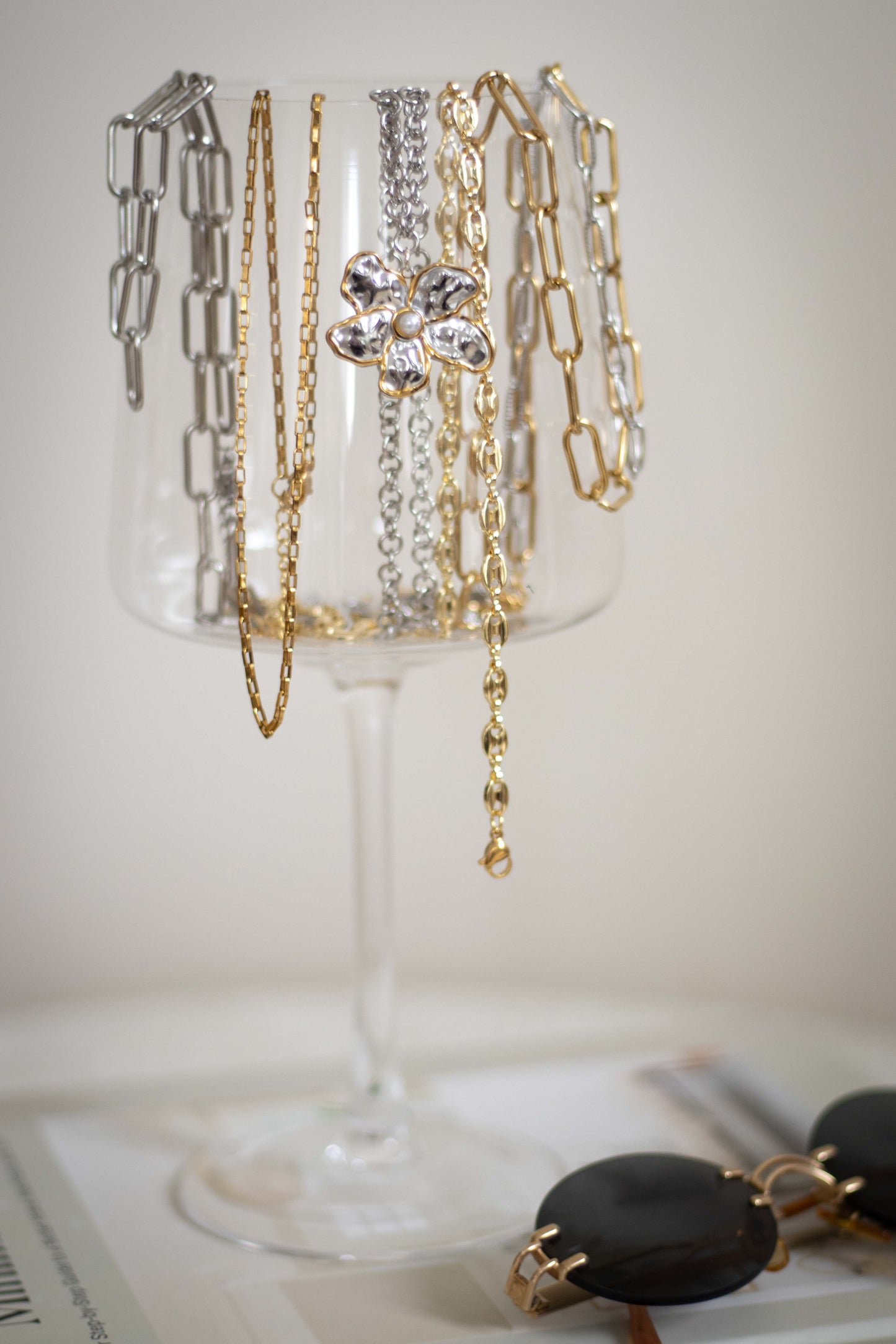 Two Tone Flower Necklace